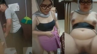 Bokep Mending Aku Service Dulu Aja Ya Mas
