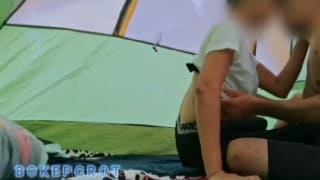 Bokep Lagi Asyik Kemah Pacar Minta Jatah